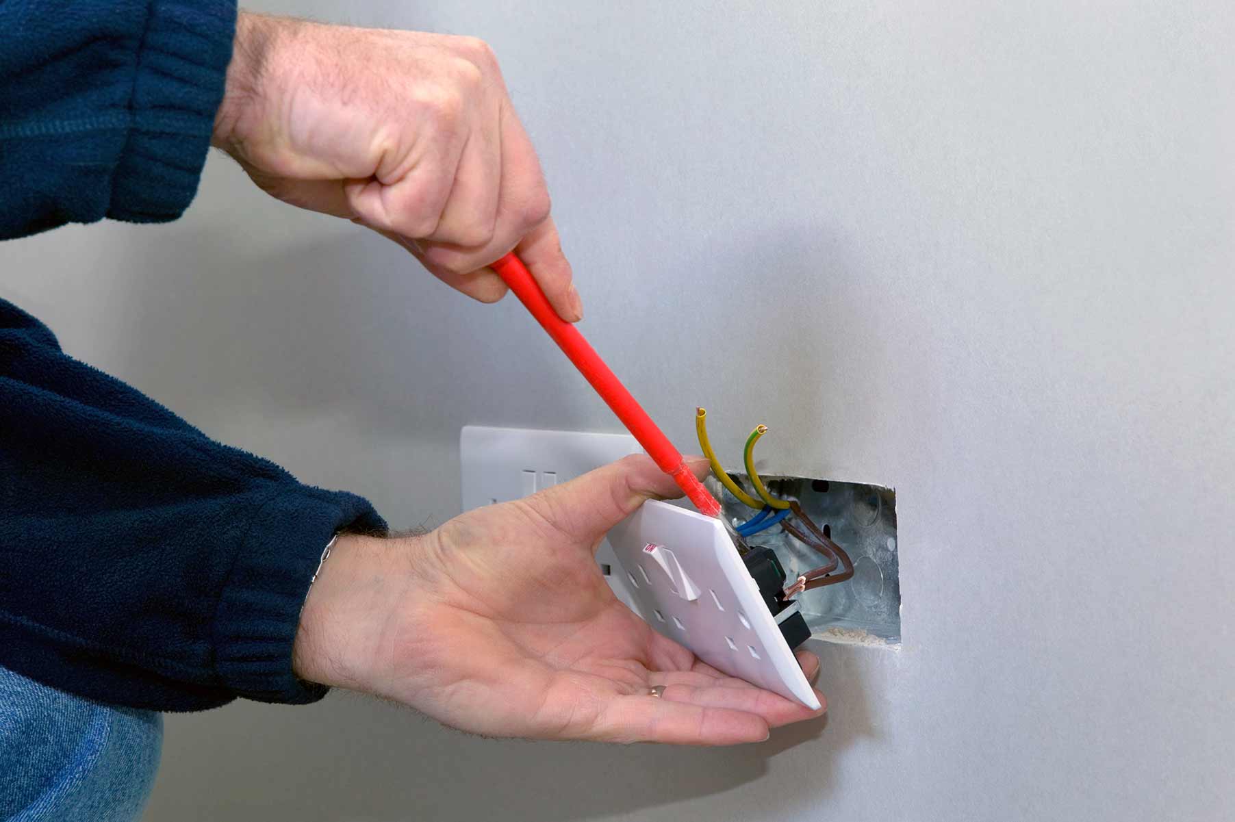 Our electricians can install plug sockets for domestic and commercial proeprties in Greasby and the local area. 